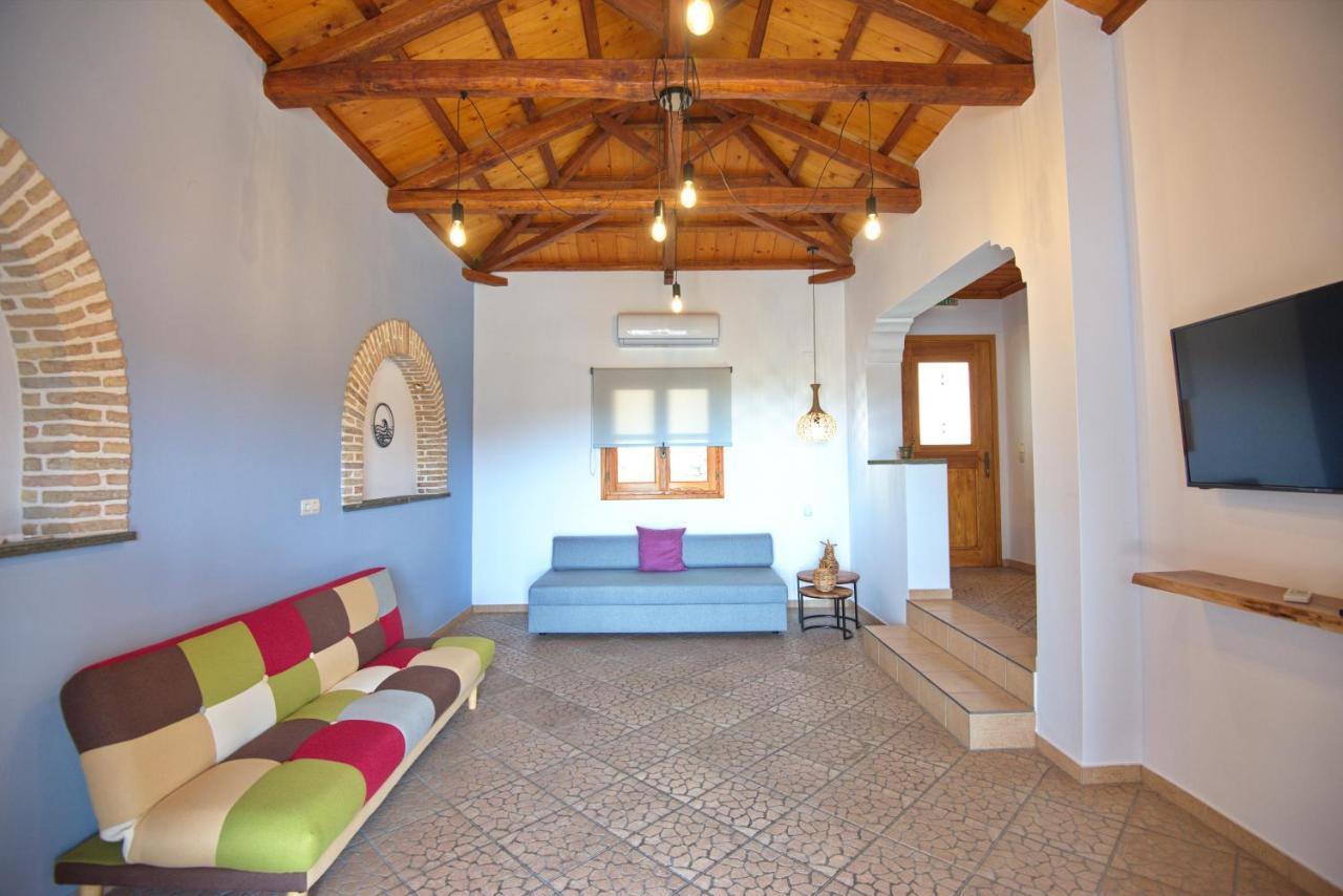 Petrino Villa Patitírion Exteriör bild