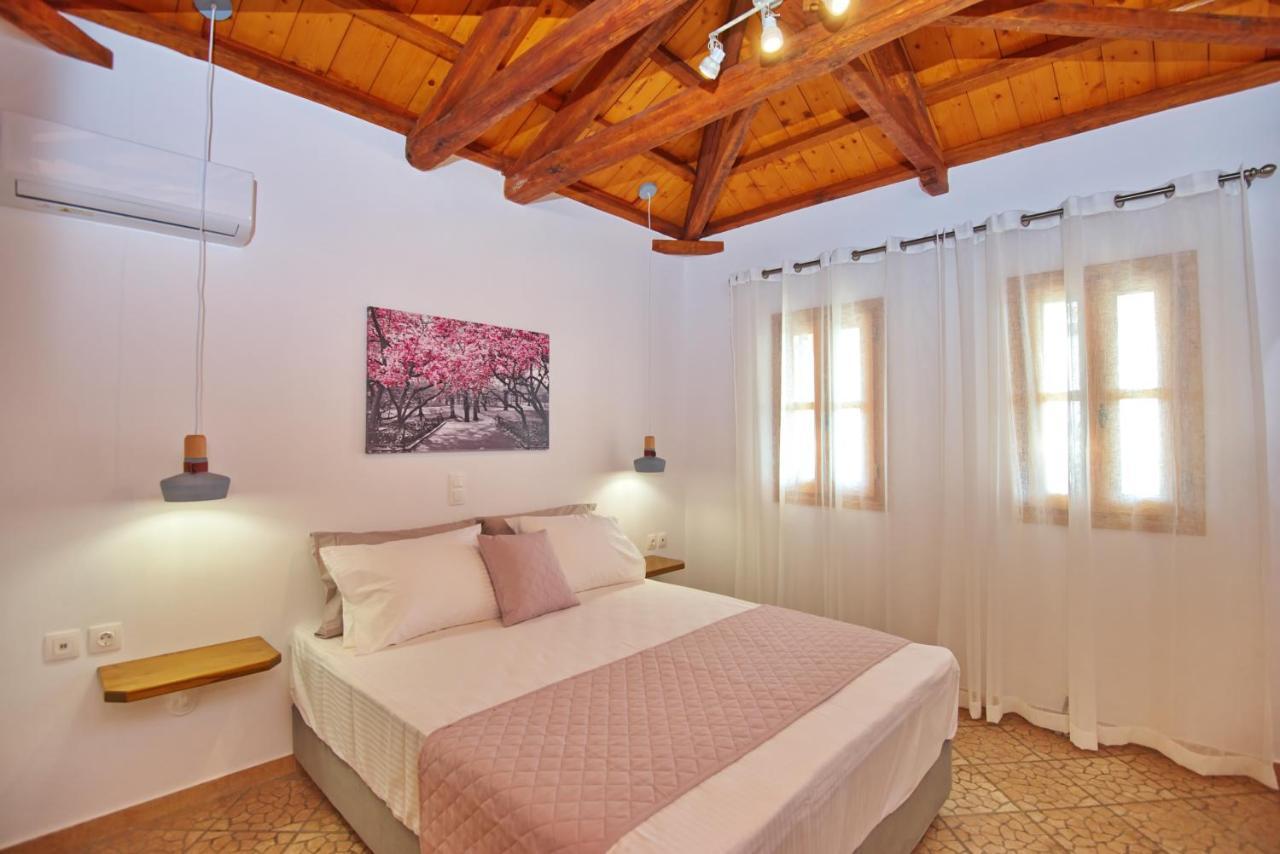 Petrino Villa Patitírion Exteriör bild